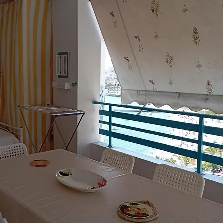 Alma Apartment Sarande
