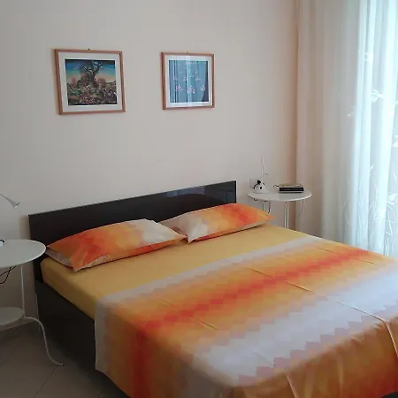 Apartment Alma Sarande